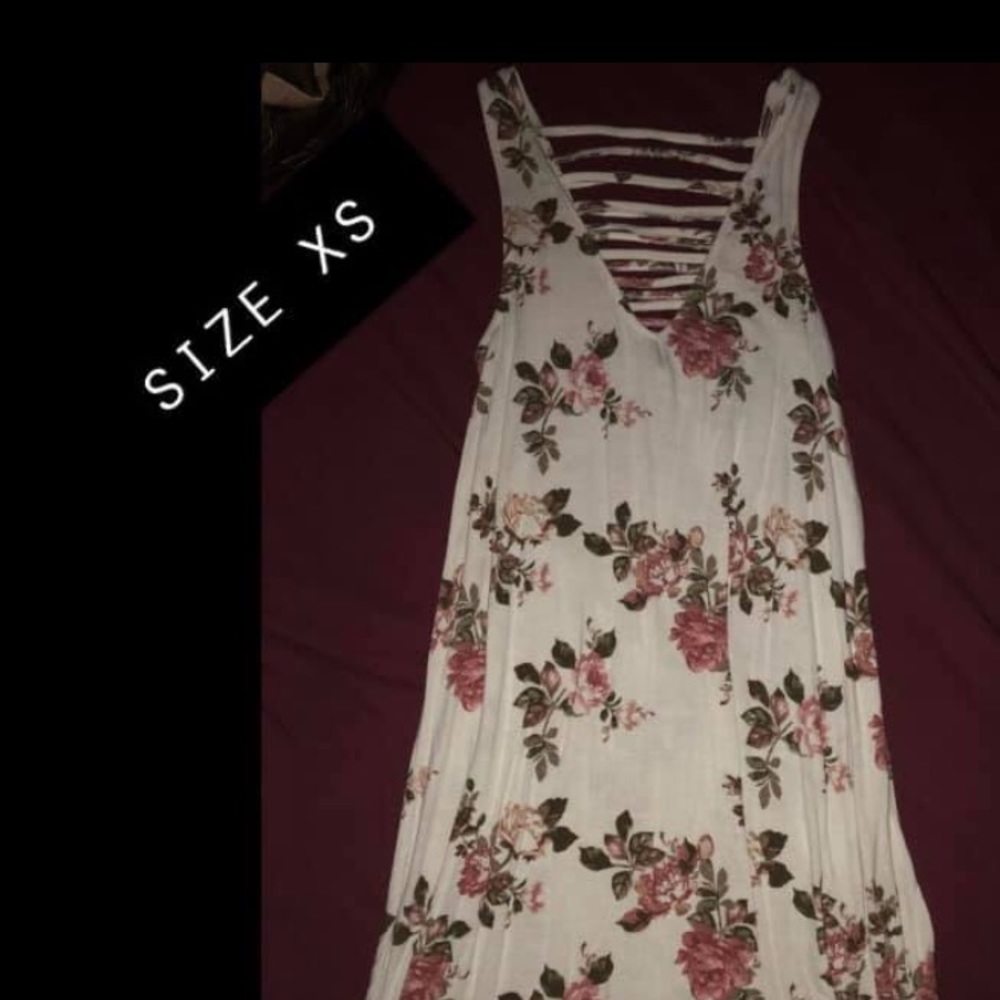 Dresses & Jacket - Picture 7 of 8
